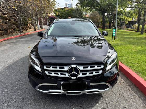 MERCEDES-BENZ GLA 200 1.6 CGI FLEX ADVANCE 7G-DCT